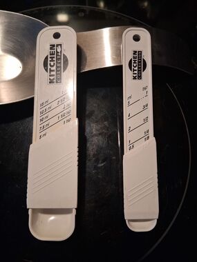 Plastic Kitchen Collection Adjustable Measuring Spoon. 1/8-1tsp &1tdp-1Tbsp.